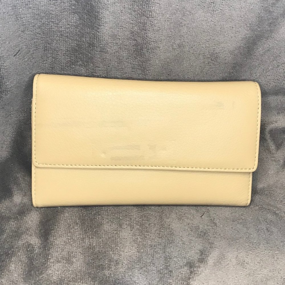Minimalist Sleek Sand Leather Wallet